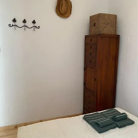 Chalet Agradable Con Suelos De Madera *