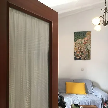 Agradable Con Suelos De Madera